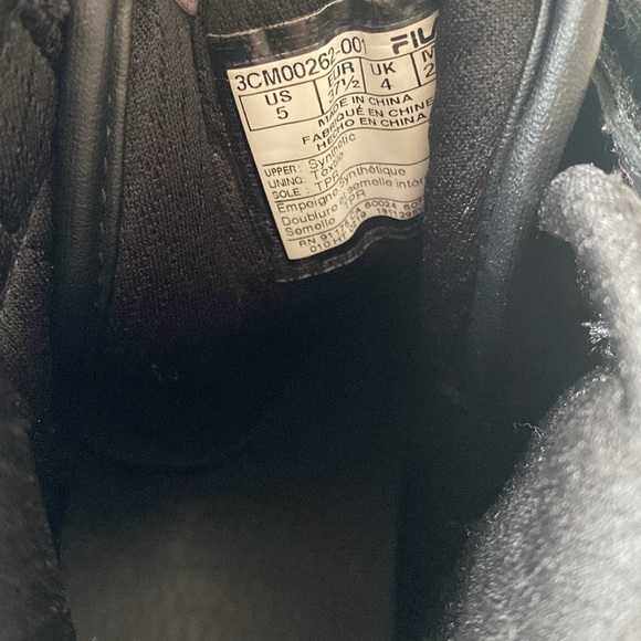 FILA Vulc Suede Mid top sneakers 5Y Boys/ Women’s 6 - Picture 5 of 5